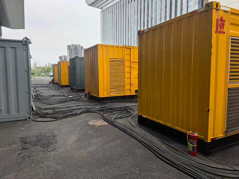 荥阳不同季节柴油发电机组保养有哪些注意事项?