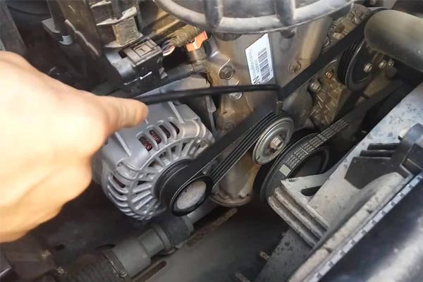 荥阳转速传感器的工作原理是什么？