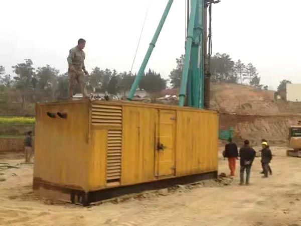 荥阳如何判断水冷式机油散热器密封件是否需要更换？